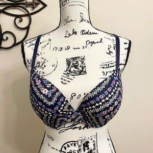 VICTORIA’S SECRET PINK Wear Everywhere Floral Push-Up Bra 34D -Like New!